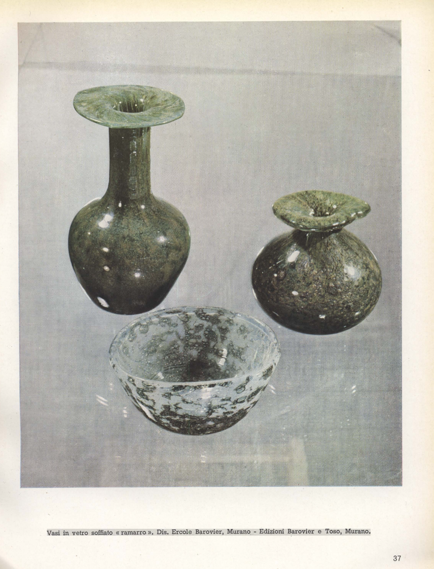 Lizard Green ("ramarro") blown glass vases.** Designed by Ercole Barovier, Murano - Made by Barovier and Toso, Murano